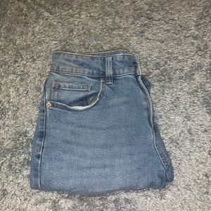 Mom jeans that fray at the bottom